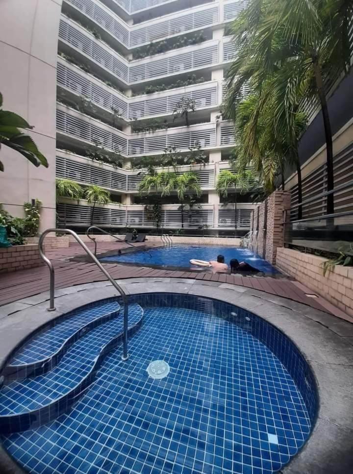 Pasay Condotel Near Naia Terminal 3 Exterior photo
